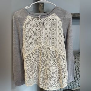 Xhiliration brand long sleeve shirt with lacy detailing